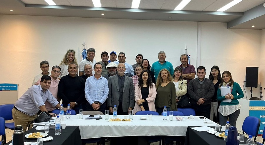 Se realizó una reunión Plenaria de la Comisión Cuatripartita de Trabajo Rural del Ministerio de Trabajo de Córdoba