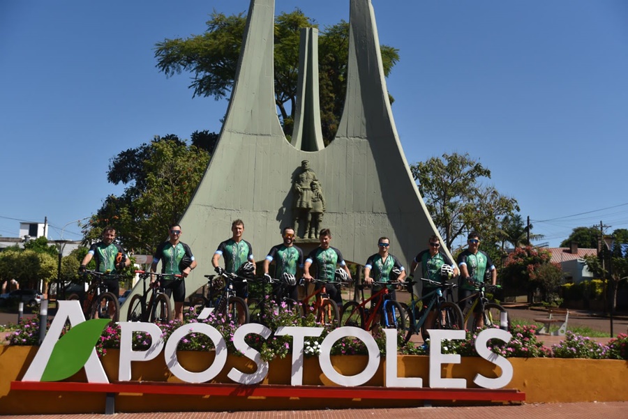 Córdoba: Ocho ciclistas apostoleños competirán el 30 de Abril en la 27 edición del Desafío al Río Pinto