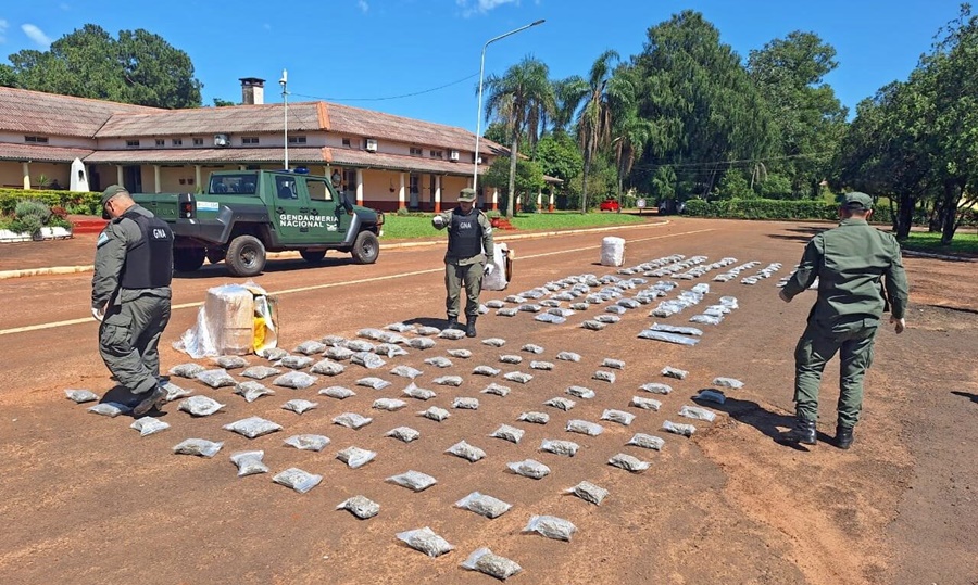 Envío de marihuana por encomiendas derivó en la detención de tres personas