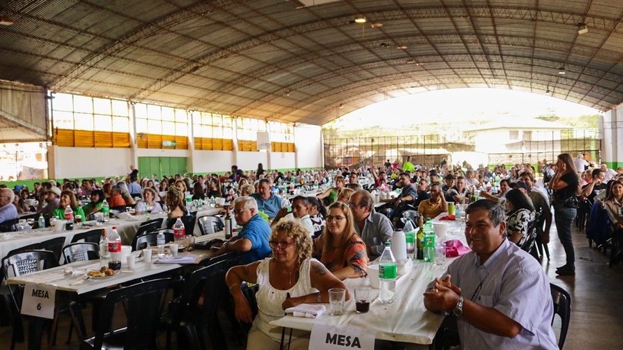 Apóstoles: Se realizó la entrega de la “Orden del Mate 2023” a dos mujeres industriales de la cadena yerbatera del Municipio
