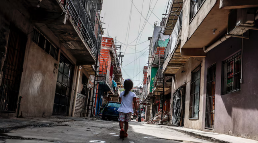 Significativa caída de la tasa de pobreza, pasó de 52,9% a 38,1%: También retrocedió la indigencia