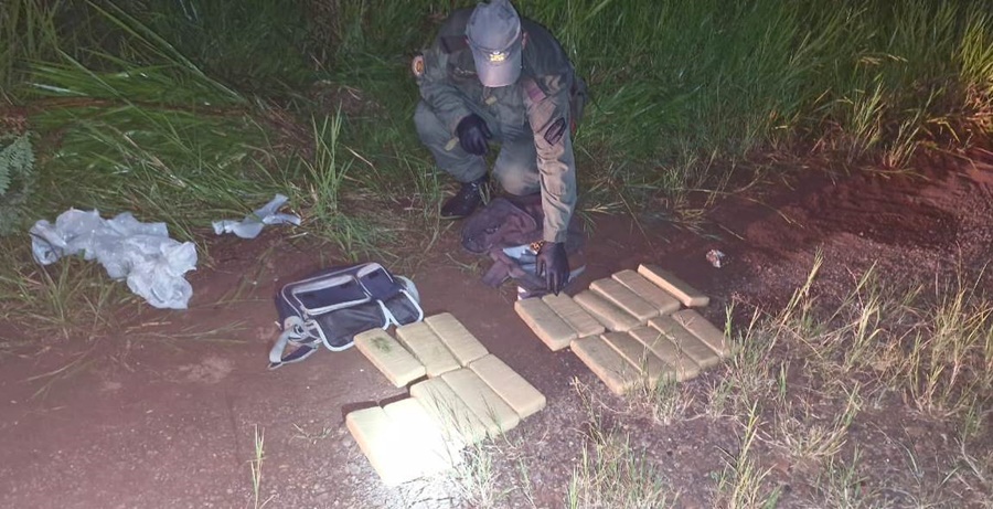 Gendarmería Nacional detuvo pasajero de remis que trasportaba marihuana