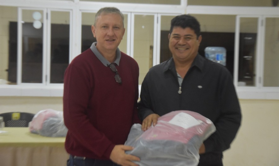 Municipio de Apóstoles entregó uniformes a personal del Servicio de Ambulancias