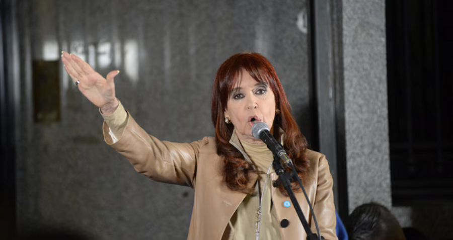 La Justicia ordenó que CFK se presente en Comodoro Py dentro de cinco días hábiles para quedar detenida, le requirió a la Ministra Bullrich una dependencia para que quede alojada allí