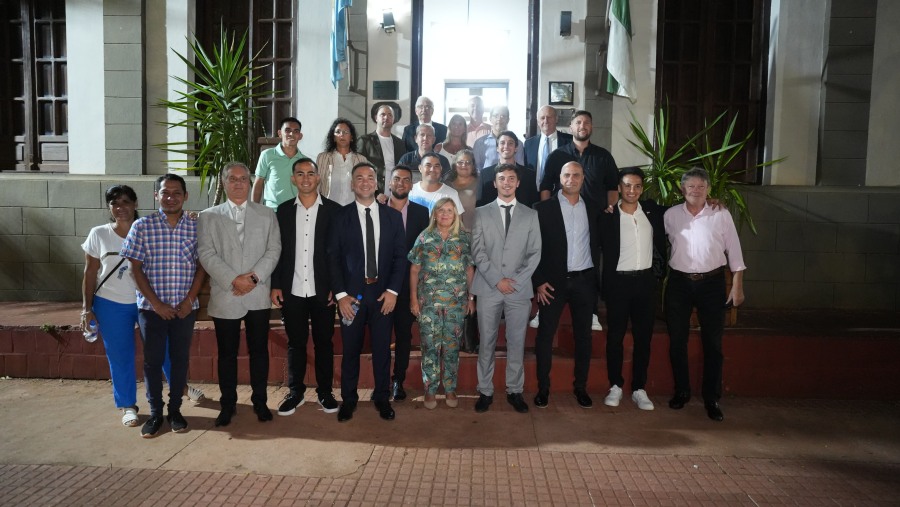 Apóstoles: La Intendente María Eugenia Safrán anunció grandes obras públicas y mejoras para el Municipio en el inicio de las Sesiones Ordinarias 2025 del Honorable Concejo Deliberante