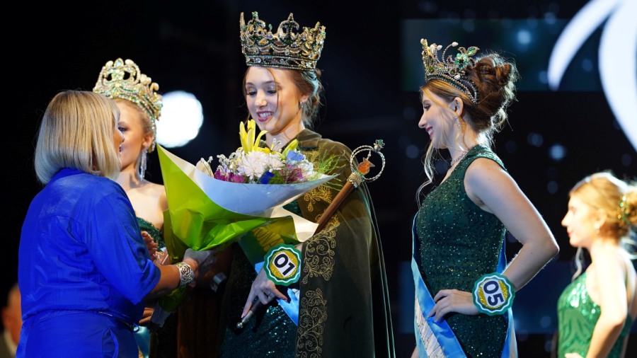 Apóstoles: Bianca Zippan, representante de la localidad misionera de Comandante Andresito, fue coronada como la nueva Reina Nacional e Internacional de la Yerba Mate
