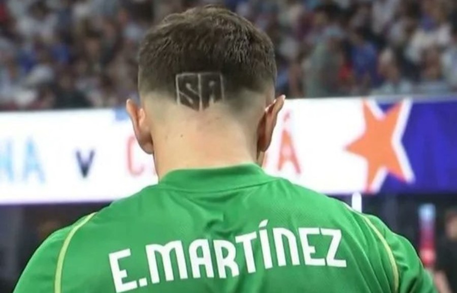 El nuevo look del Dibu Martinez en el debut de Argentina en la Copa America