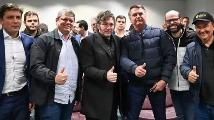 El Presidente hablará en la tarde del día domingo: Javier Milei llegó a Brasil y encabezará junto al ex Mandatario Jair Bolsonaro la cumbre conservadora en Camboriú