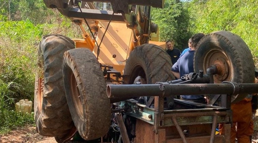 Misiones: Un hombre de 47 años perdió la vida tras volcar con un tractor en un camino vecinal de la zona rural de Colonia Yacutinga