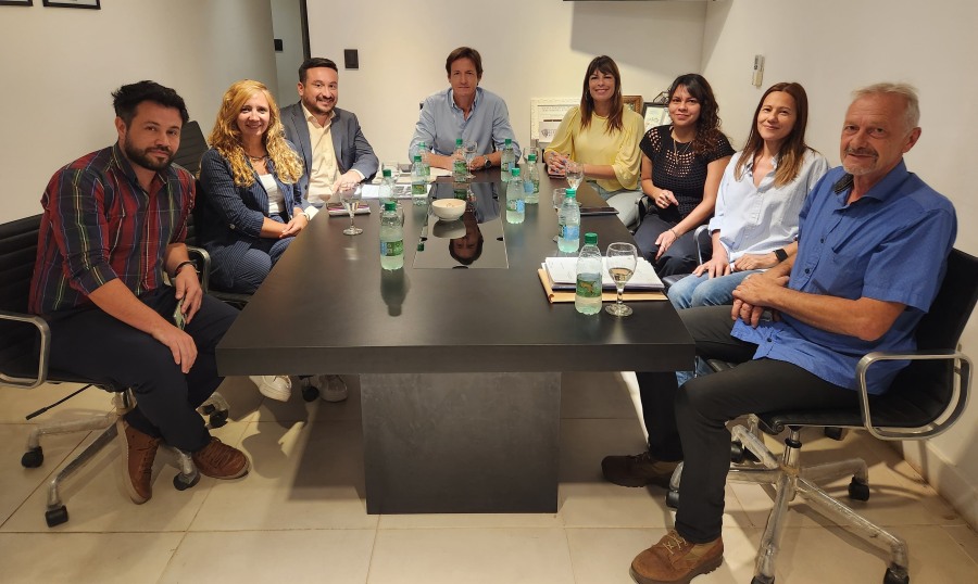 Trabajan en agenda común para prevenir maltrato animal y apuestas ilegales en carreras hípicas