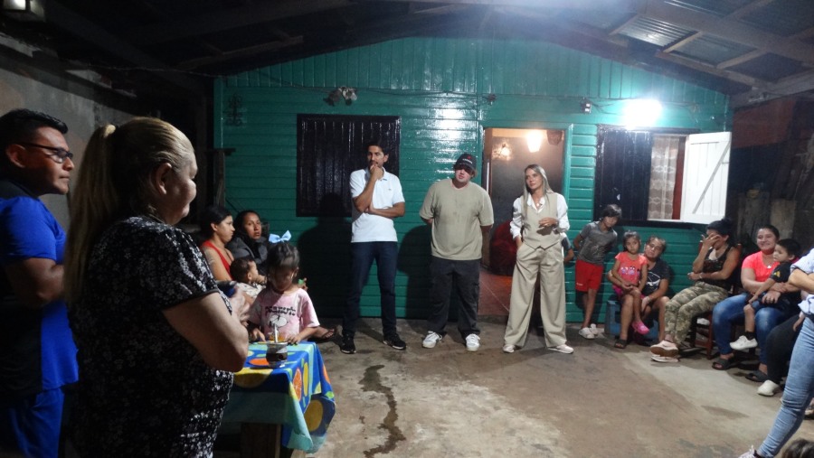 Posadas: La Candidata a Concejal Silvana Spaciuk se reunió con vecinos en la Chacra 145 donde, presentó el Sublema y se escucharon las inquietudes de la comunidad