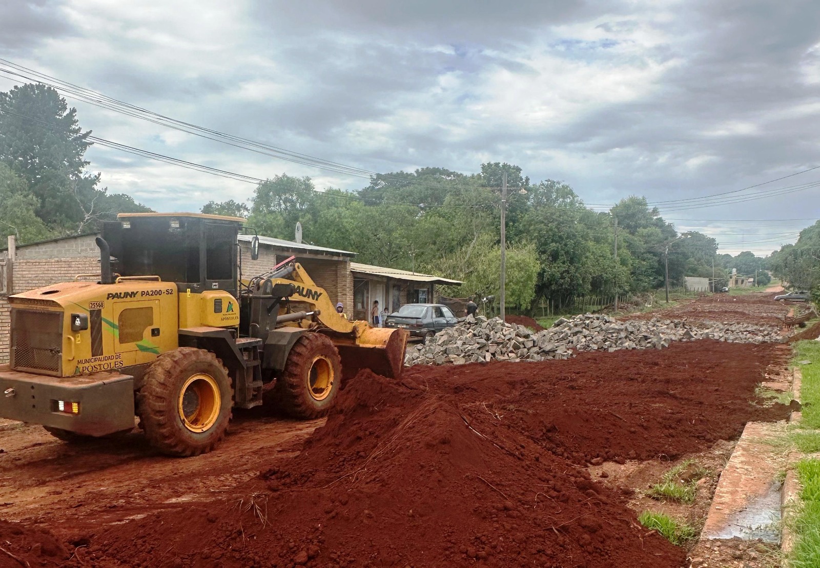 Apóstoles: Vialidad de Misiones y el municipio ejecutan obras de empedrado