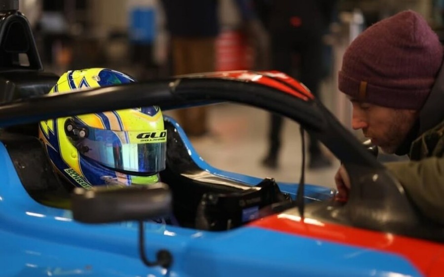 Argentina suma otro piloto en Europa: Teo Schropp confirmó que estará corriendo en la Fórmula 4 Italiana en 2025