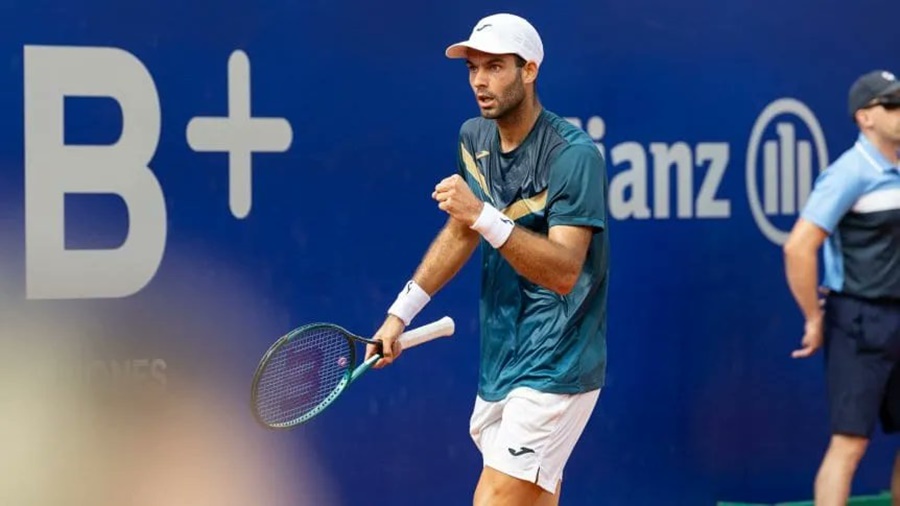 Tenis: El argentino Facundo Díaz Acosta venció al chileno Nicolás Jarry en la final del IEB+ Argentina Open