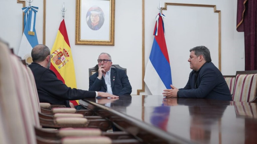 El Gobierno de Misiones brindó asistencia a la misión consular de España que benefició la agilización de trámites a miles de personas