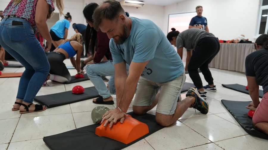 Apóstoles: Se realizó en el predio de la Expo Yerba un taller de Reanimación Cardio-Pulmonar, destinado a profesores de educación física, entrenadores y a la comunidad en general