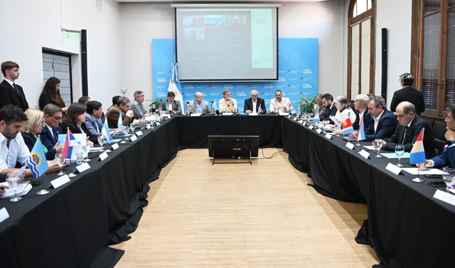 Bahillo: “Vamos a trabajar junto a las provincias para potenciar todas las cadenas productivas”