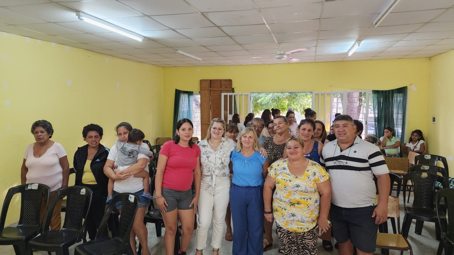 Apóstoles: Se realizó una Charla de Salud Materna en el Salón de Usos Múltiples del Barrio Santa Bárbara