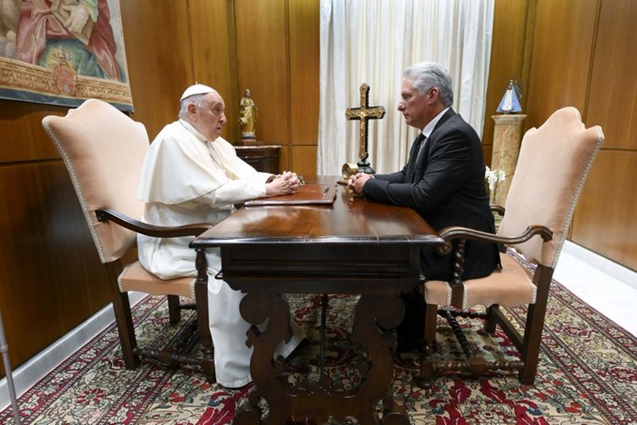 Así fue el encuentro entre el Papa Francisco y el Presidente de Cuba en el Vaticano