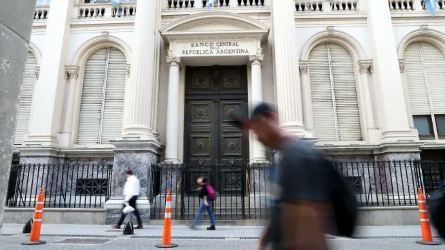 A partir del 6 de Diciembre: Clave para el plazo fijo, el Banco Central de la República Argentina bajó la tasa de política monetaria al 32%