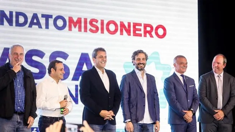 En un acto: El oficialismo de Misiones formalizó su apoyo a la candidatura de Sergio Massa