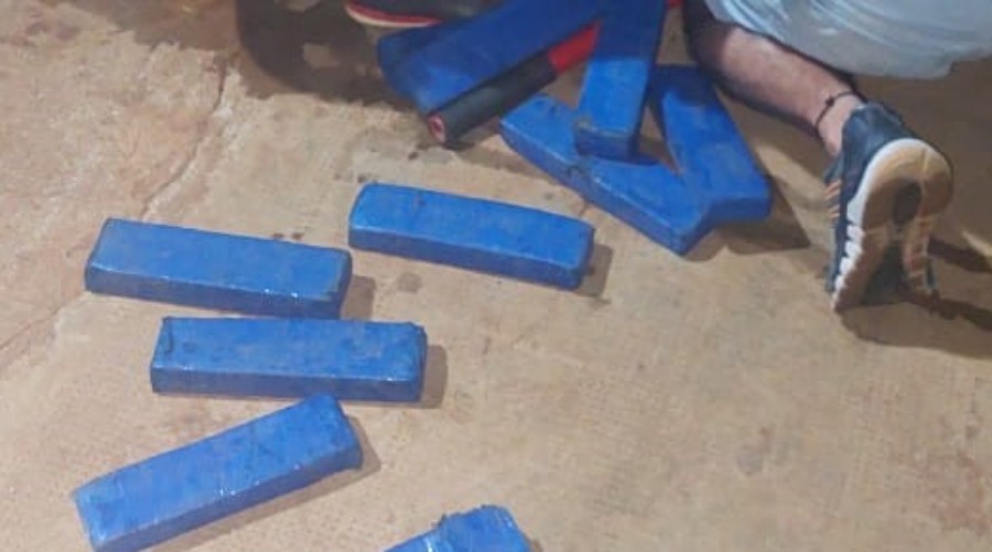 Detectaron 246 panes de marihuana ocultos en un camión con doble techo en el Municipio misionero de San Vicente