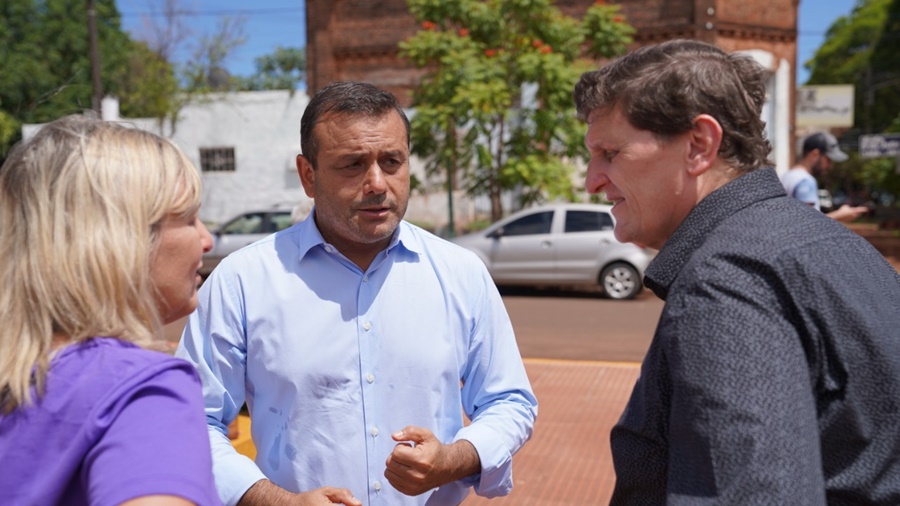 Adolfo Safrán: "María Eugenia presentó su candidatura junto al Gobernador Oscar Herrera Ahuad"
