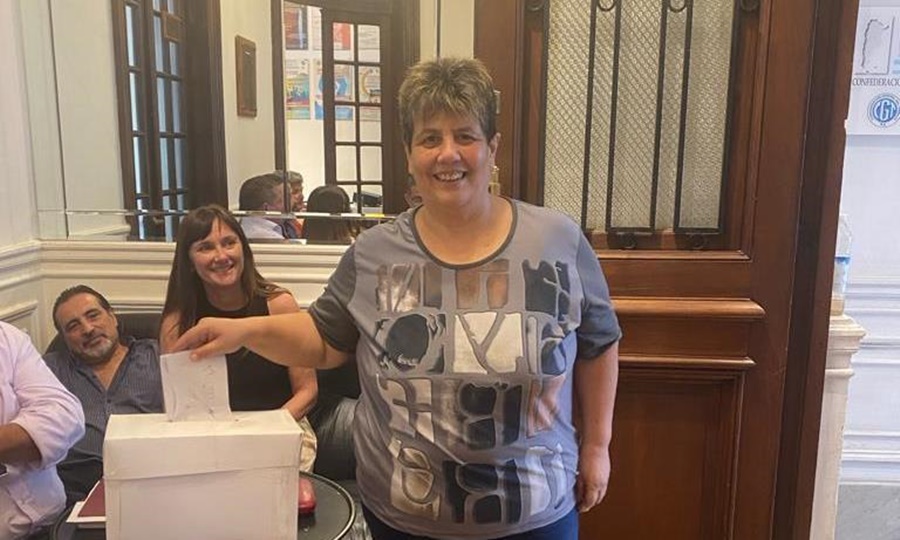 Lescaffette, Secretaria de Vivienda electa en la Confederación de Educadores Argentinos