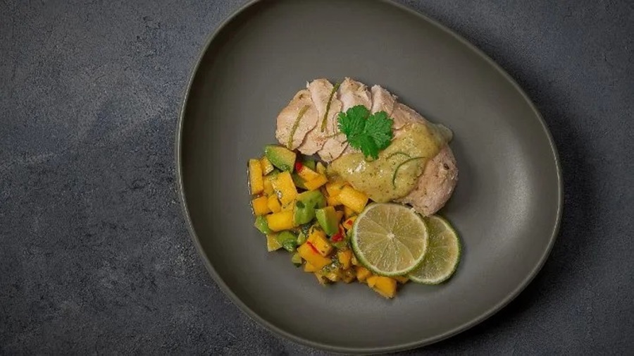 Gastronomía: Receta pollo con salsa de mango y cilantro