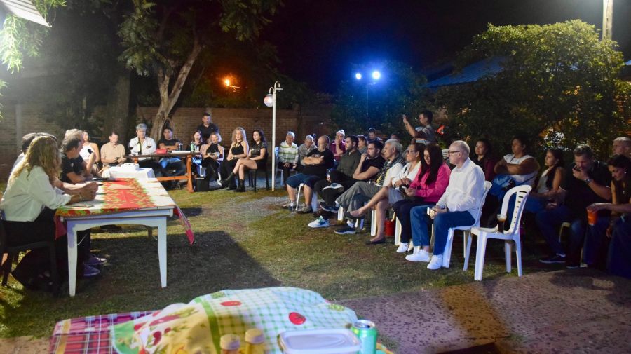 Una Noche de Diálogo y Propuestas: Vecinos de Posadas se acercaron para compartir experiencias y visiones sobre el futuro de la ciudad, en un encuentro con integrantes del Sublema "Mejor Ciudad"