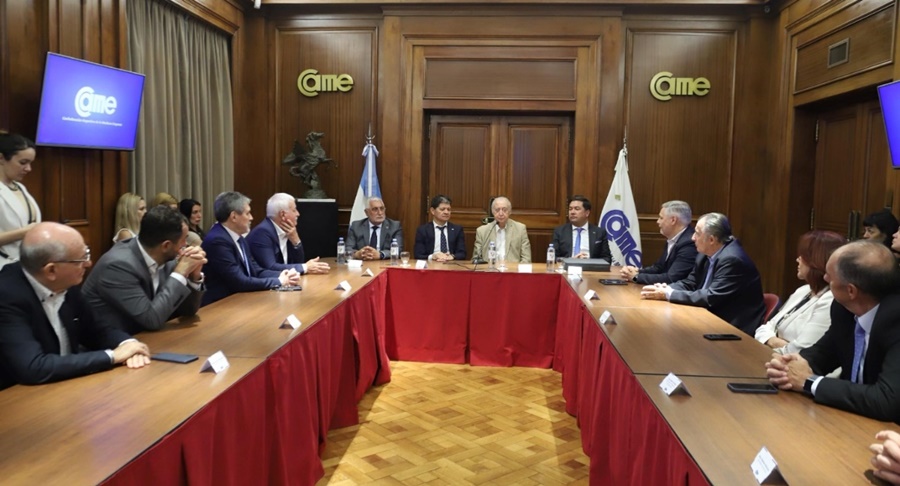 CAME entregó el reconocimiento de Presidente Honorario a Osvaldo Cornide