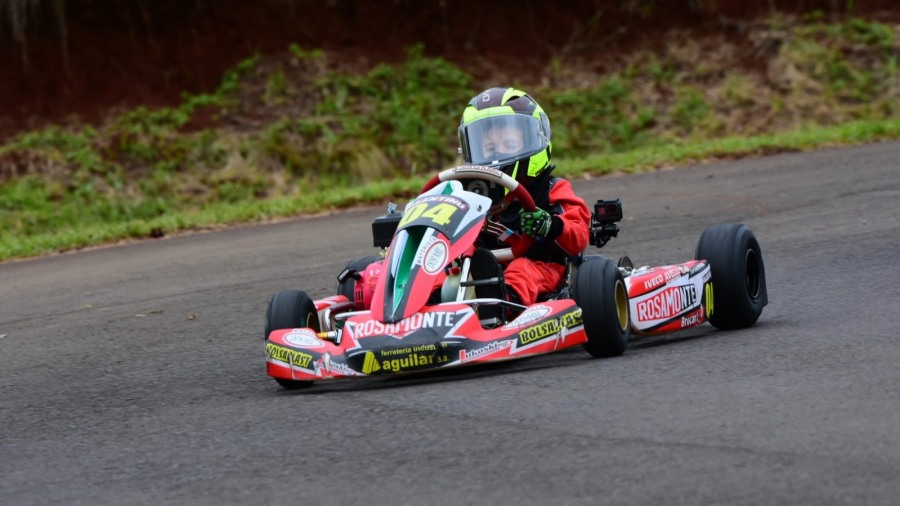 Campeonato Misionero de Karting en Pista: El Team yerbatero en busca de ser protagonista en el Kartódromo Ciudad de Oberá este fin de semana con el objetivo de estar en las principales posiciones