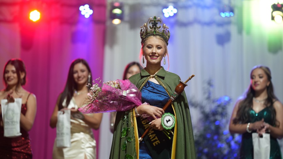 Misiones: Virginia Atamaniuk fue electa Reina Departamental de Apóstoles para la Fiesta Nacional e Internacional de la Yerba Mate