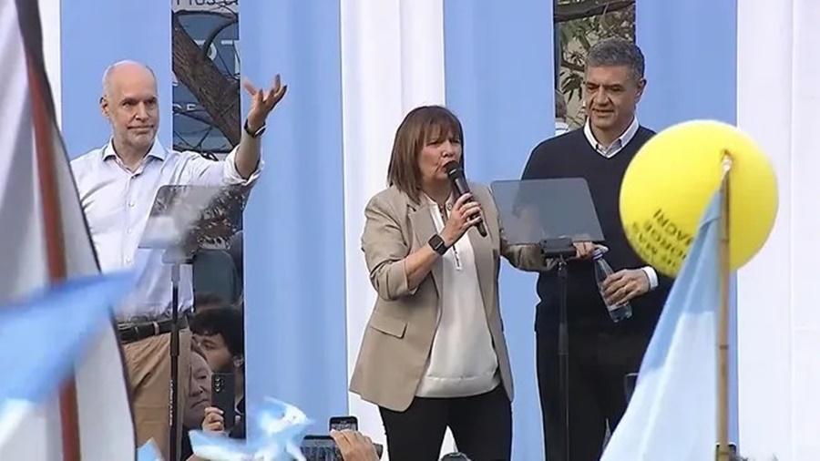 Junto a Jorge Macri y Horacio Rodríguez Larreta, Patricia Bullrich cierra su campaña en la Ciudad Autónoma de Buenos Aires: "Ha llegado el momento de terminar con el kirchnerismo"