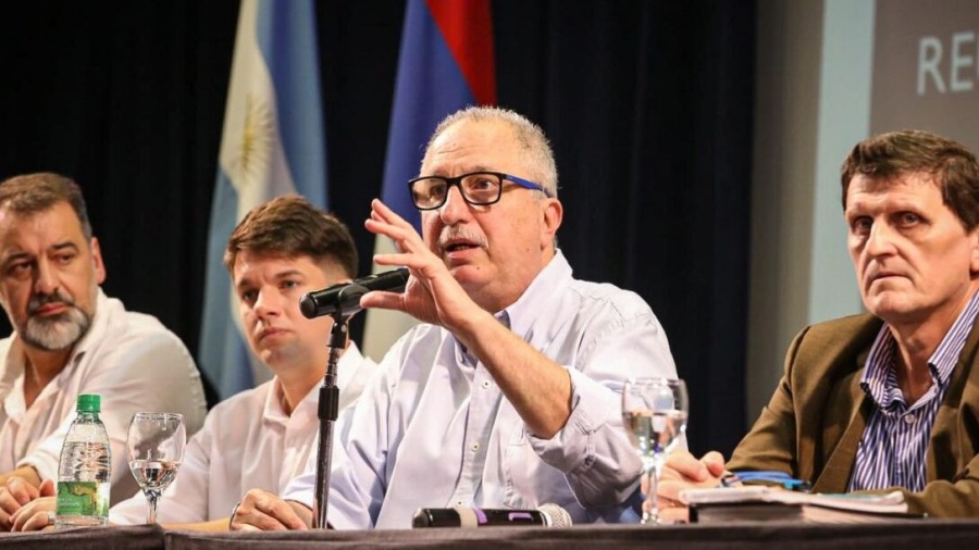 Con un desembolso millonario, Misiones garantiza obras y servicios en los Municipios