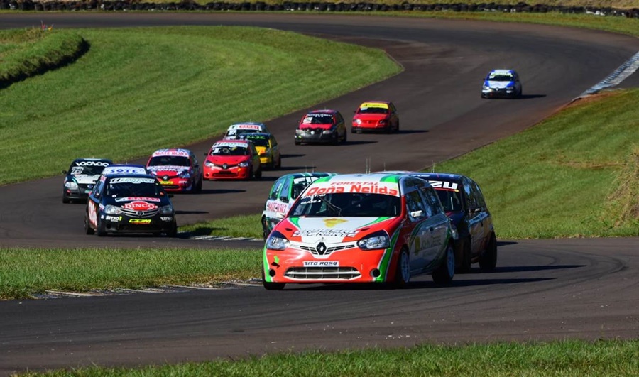 Campeonato Misionero de Automovilismo en Pista: Con más de cien pilotos y un atractivo espectáculo con gran presencia de público, se disputó la segunda fecha en Oberá