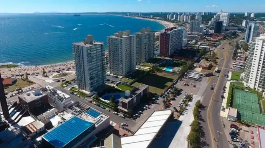 Más de 160 mil: Récord de turistas argentinos en Punta del Este