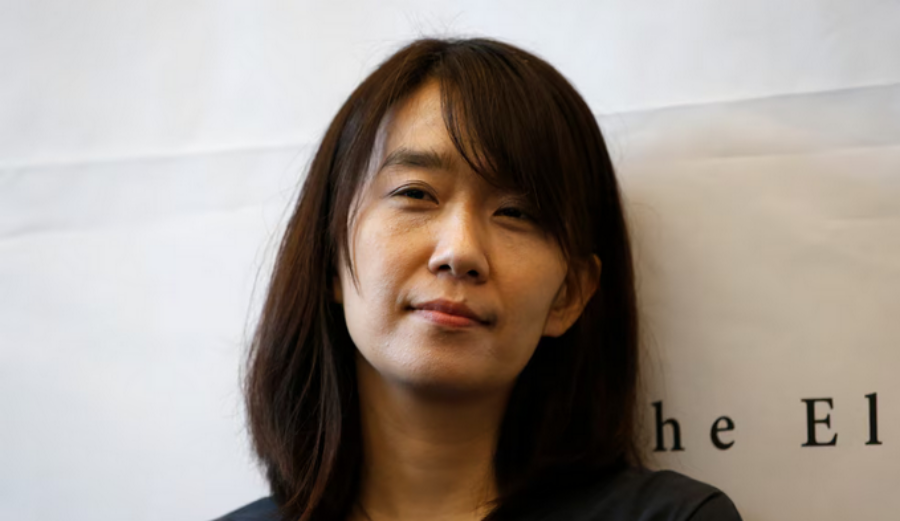 El Premio Nobel de Literatura 2024 fue otorgado a la escritora surcoreana de 53 años Han Kang