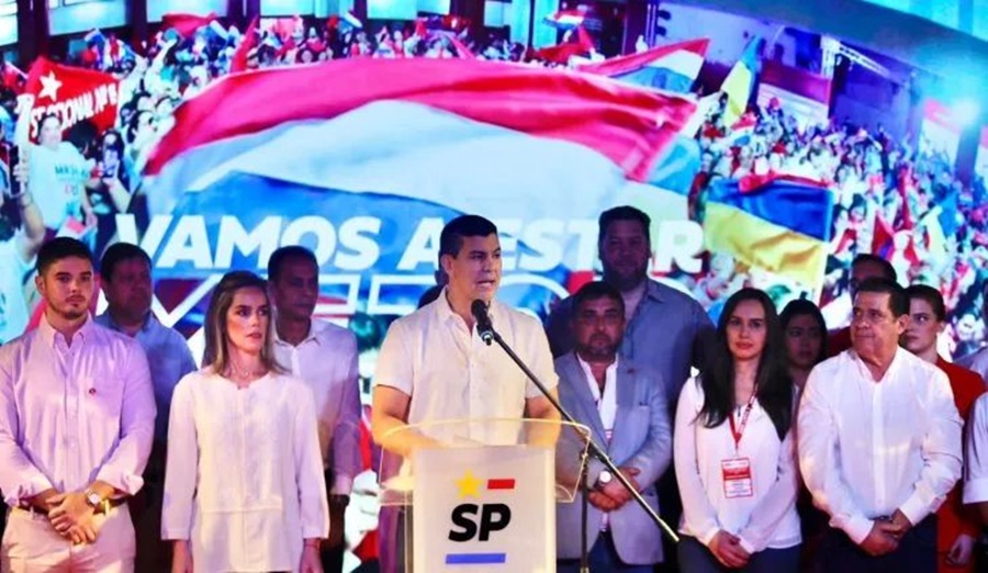 Paraguay: Santiago Peña vence a Efraín Alegre y es el nuevo Presidente, con el 95% de escrutinio y la diferencia era de más de 440.000 votos