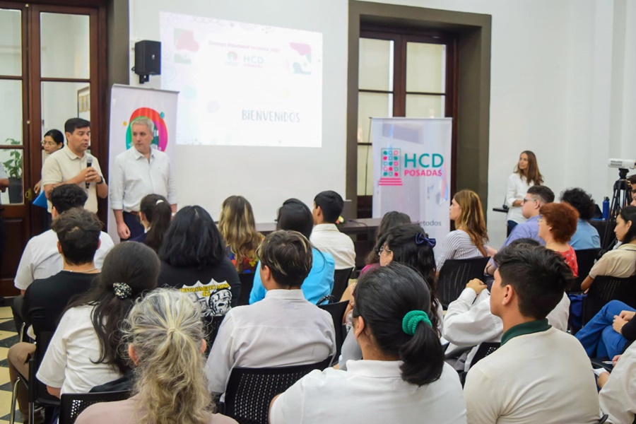 HCD de Posadas: Parlamentarios estudiantiles se capacitaron en técnicas legislativas