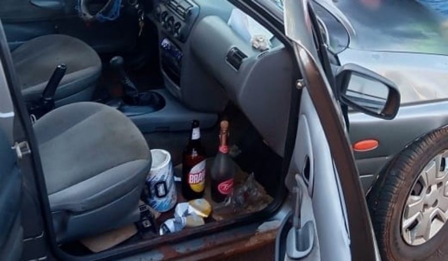 Maniobras temerarias: Pico de alcohol en sangre y una mezcla de bebidas en el automóvil, así detuvieron a dos individuos en un control vial policial en la ciudad de Apóstoles