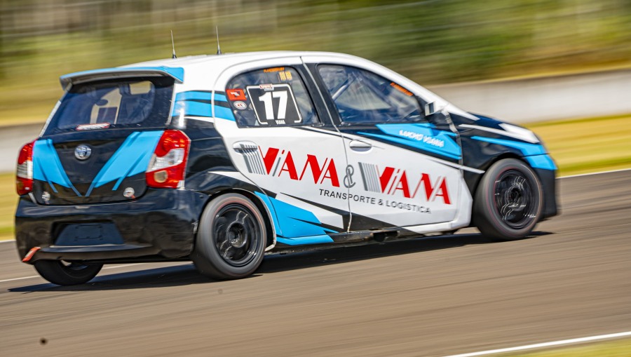 Clase 3 del Turismo Pista: Luciano Viana estará presente este fin de semana en el Autódromo “Roberto Mouras” de la ciudad bonaerense de La Plata