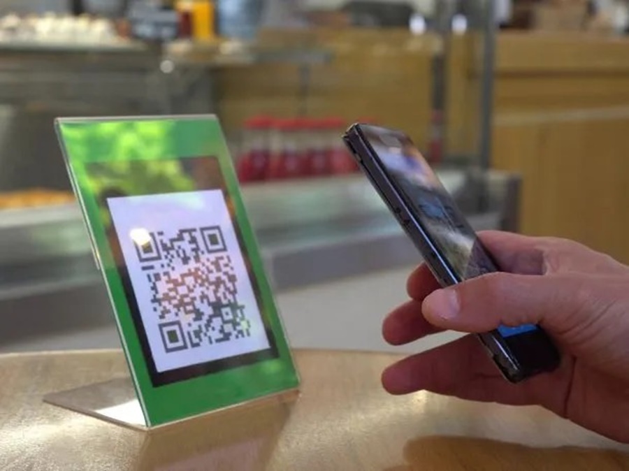 Los comercios que tengan pago con QR tendrán que aceptar billeteras digitales, a partir del 1° de Septiembre