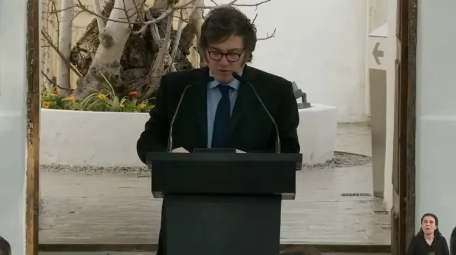 En San Juan, el Presidente Javier Milei lanzó el Plan Nacional de Alfabetización y respaldó a Sandra Pettovello
