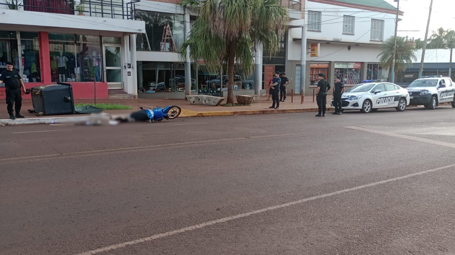 Un hombre de 37 años falleció al impactar su motocicleta contra un contenedor de residuo