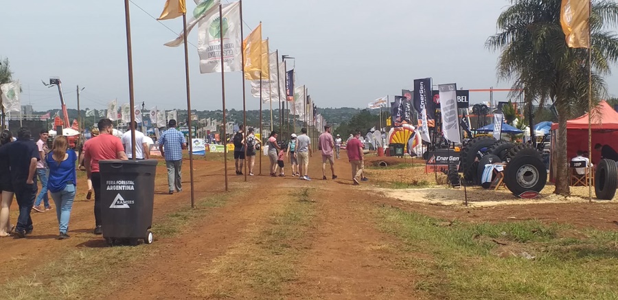 Premiación, show y excelentes negocios fue el cierre de la exitosa decimoquinta edición de la Feria Forestal Argentina