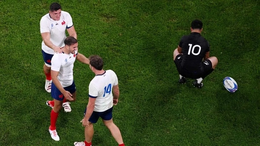 Francia derrotó por 27-13 a los All Blacks en el inicio del Mundial de Rugby
