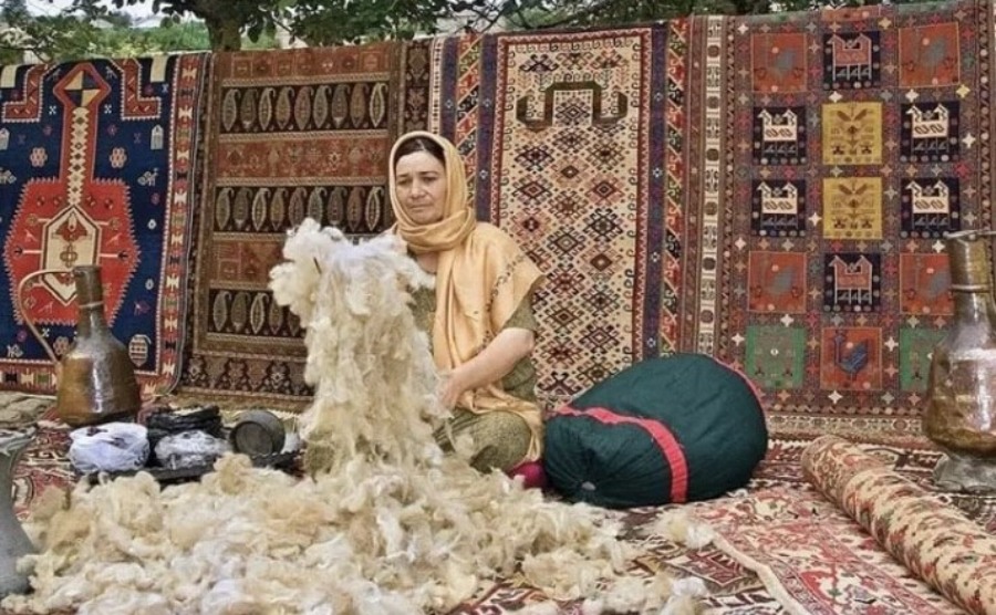 Las alfombras azerbaiyanas tejidas con técnicas ancestrales recorren el mundo