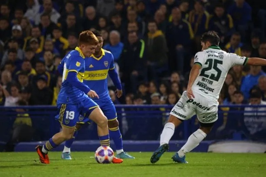 Liga Profesional de Fútbol: Boca Juniors le ganó 2 a 0 a Sarmiento de Junín en la Bombonera, el Xeneize suma 31 puntos en el torneo y se acerca a la parte alta