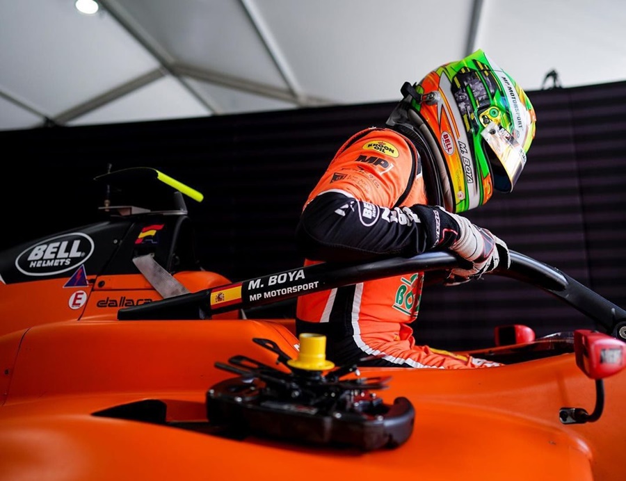 Mari Boya, listo para la acción en esta quinta ronda de la Fórmula 3, el español corre en casa, en el Circuit de Barcelona-Catalunya